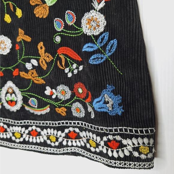 L'Atiste Embroidered Corduroy Mini Skirt Medium Wide Wale Whimsygoth Boho - Picture 3 of 10